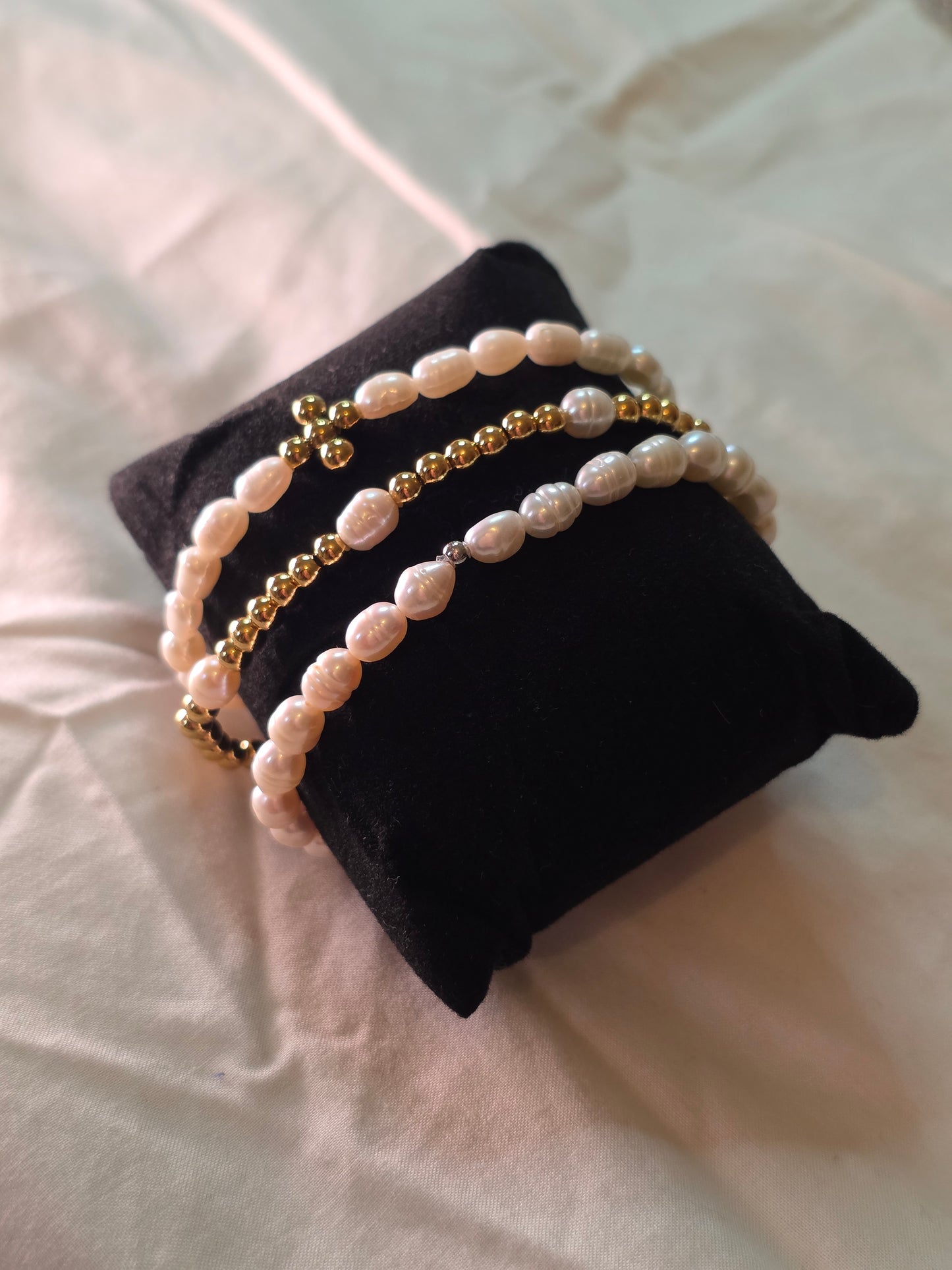 Set of 3 Golden Pearl Charm Bracelets – 18K Gold Plated | Elastic Fit | Miyuki Beads