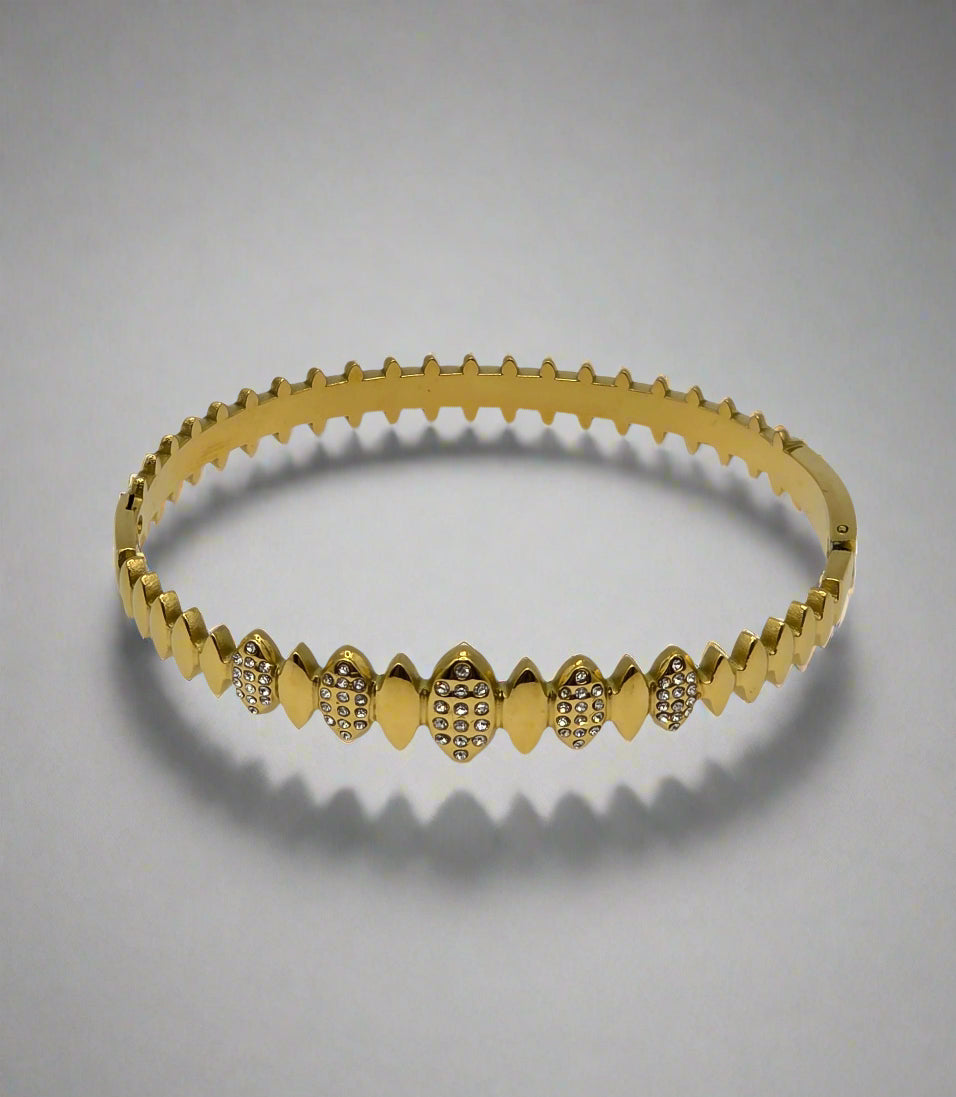 Golden Marquise Crystal Bangle – Chic Designer-Inspired Finish