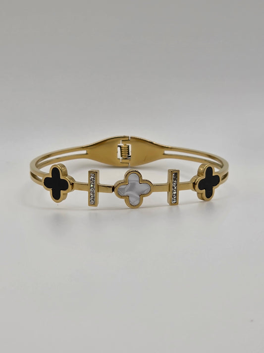 Dual Tone Clover Bangle – Gold Plated