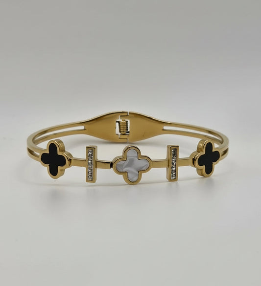 Dual Tone Clover Bangle – Gold Plated