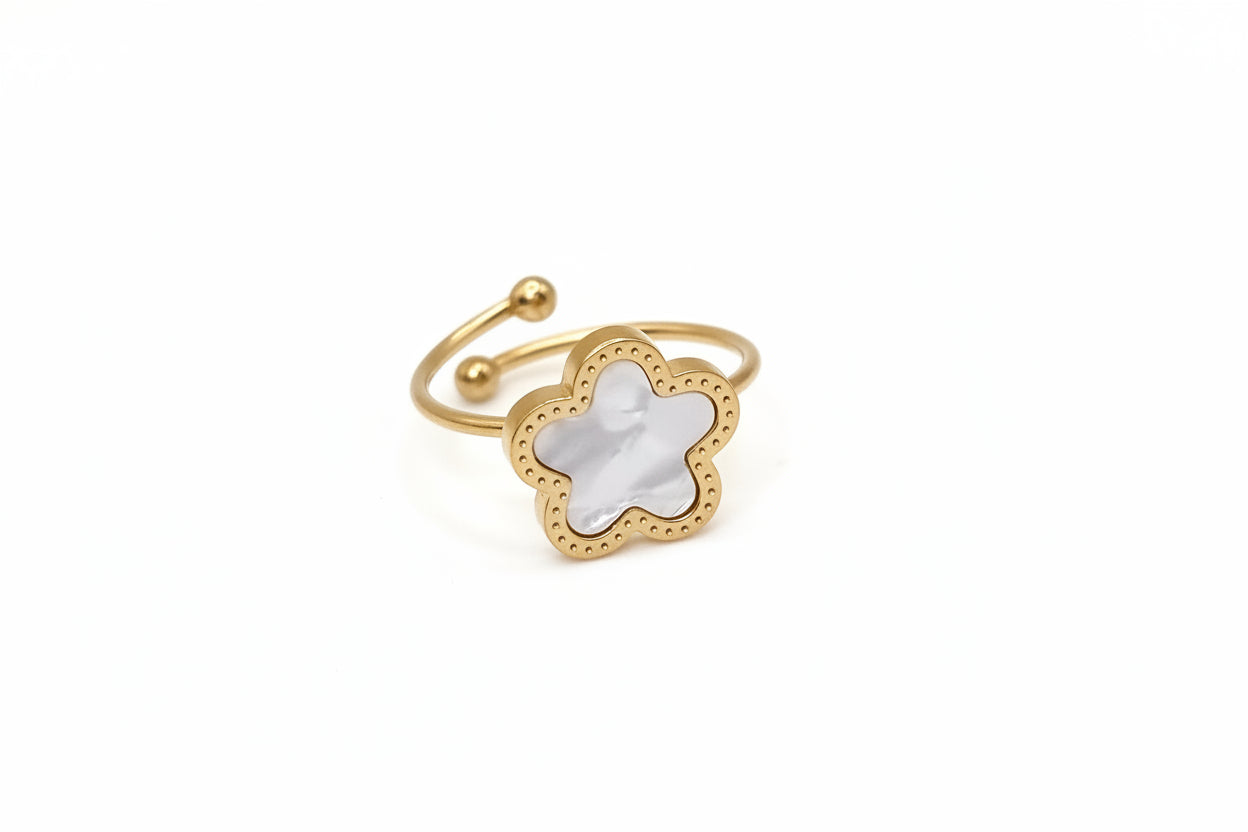 Adjustable Flower Ring – Gold Plated Stainless Steel