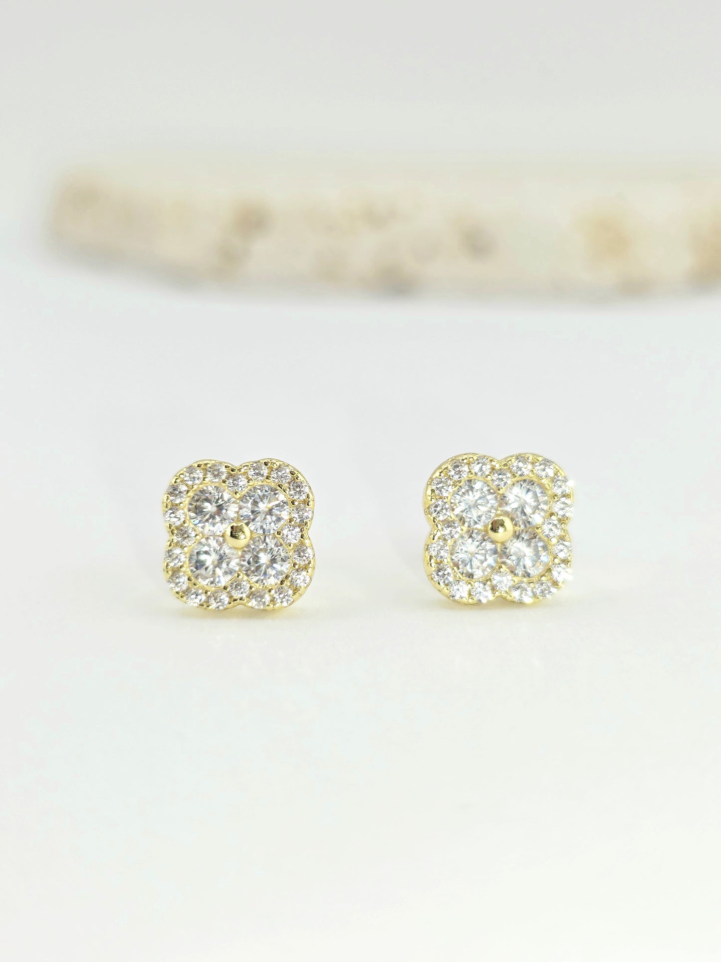 925 Sterling Silver Clover Stud Earrings – 14K Gold Plated