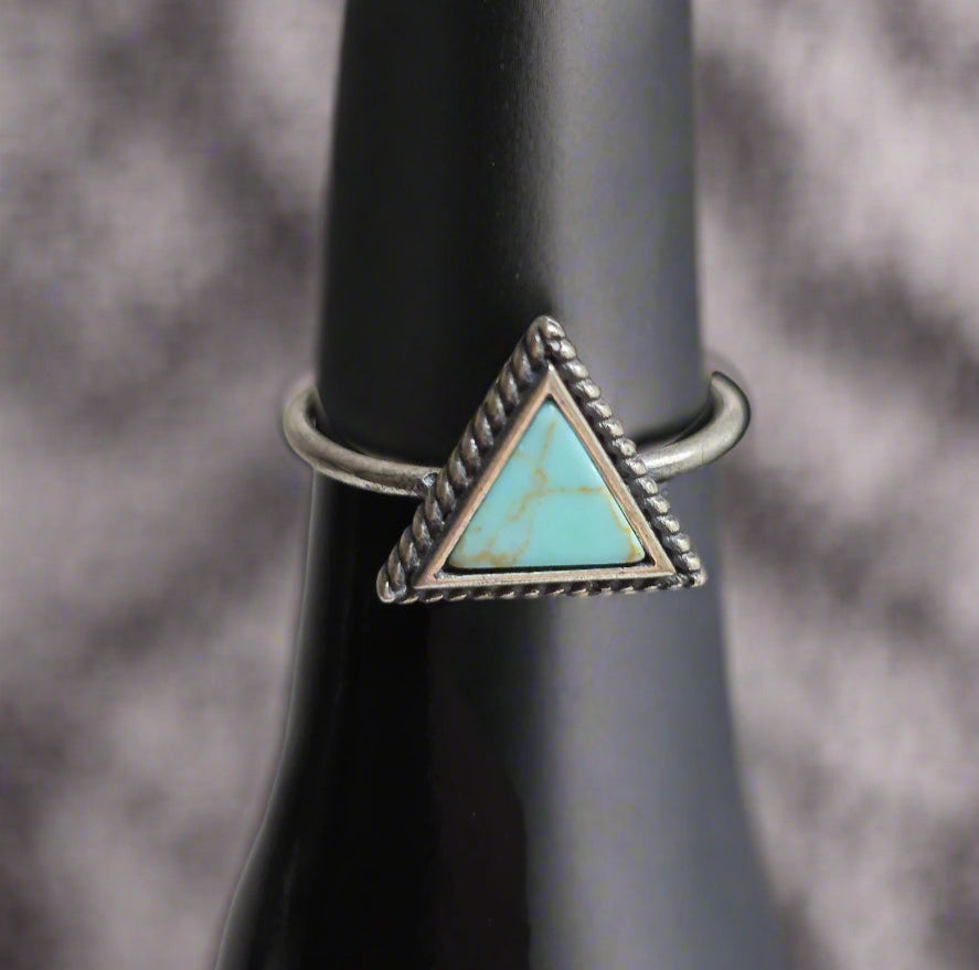 Vintage Turquoise Adjustable Ring – Antiqued Finish