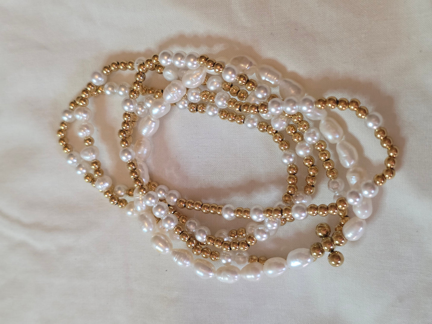 Set of 5 Golden Pearl Charm Bracelets – 18K Gold Plated | Elastic Fit | Miyuki Beads