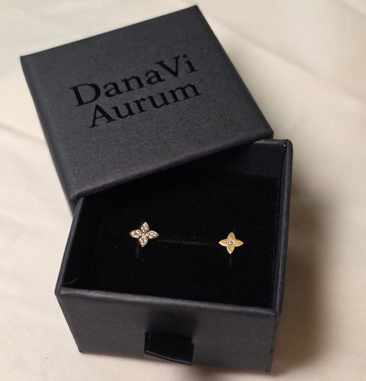 Cercei cu șurub în formă de trifoi cu patru foi – Argint 925 | Placat cu aur de 18k | Bijuterii cu talisman norocos