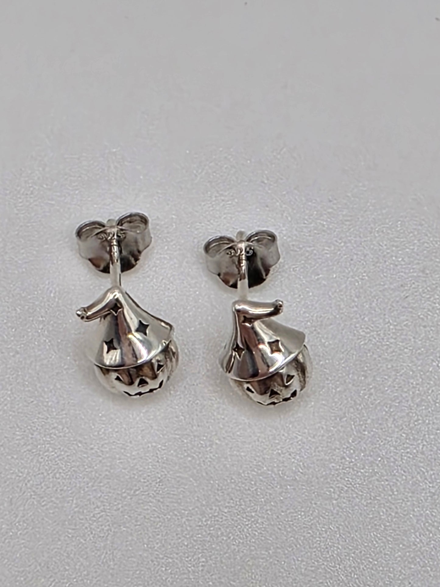 Sterling Silver Pumpkin Hat Studs – Halloween Edition