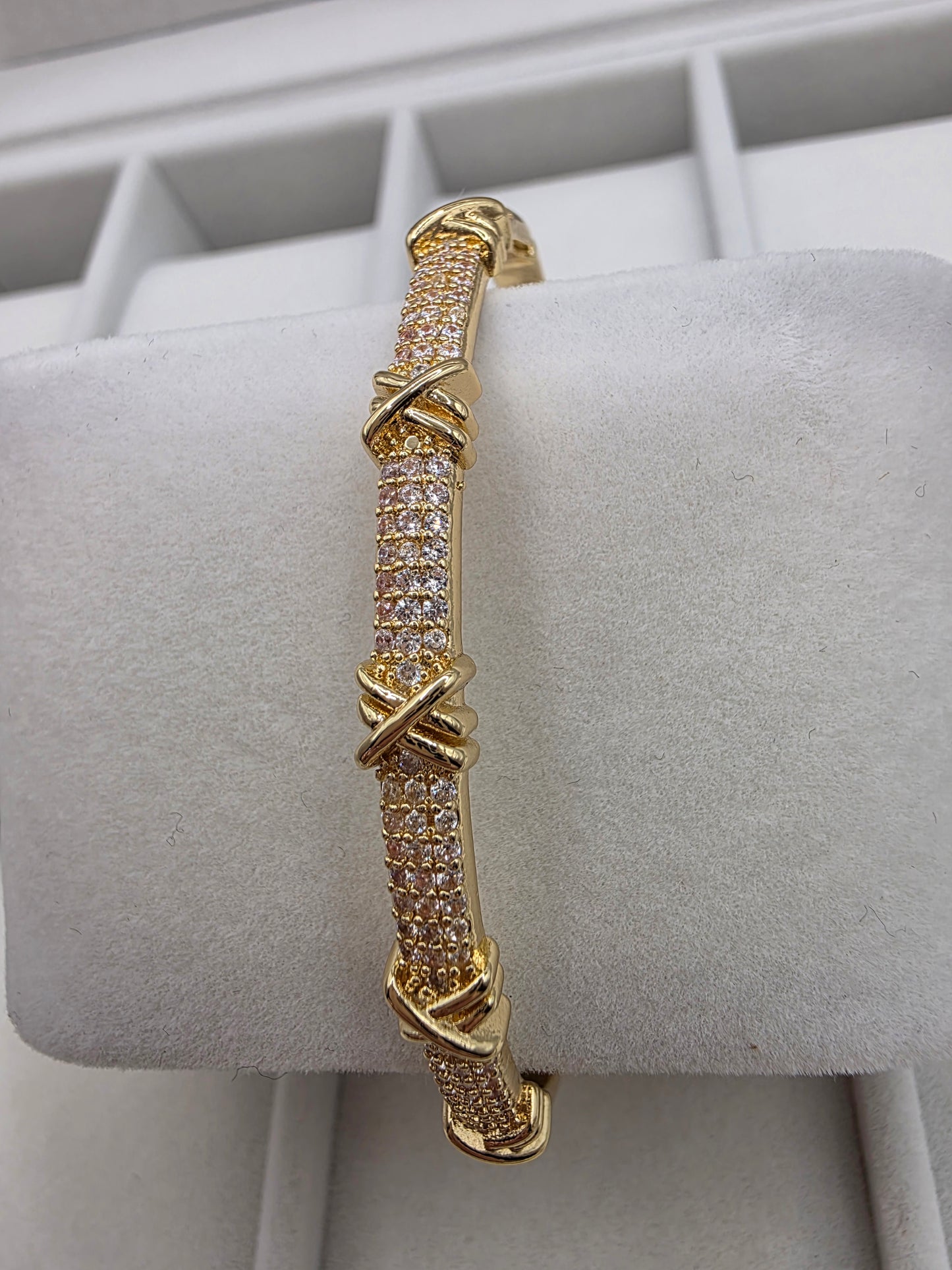 Luxe X Elegance Bangle