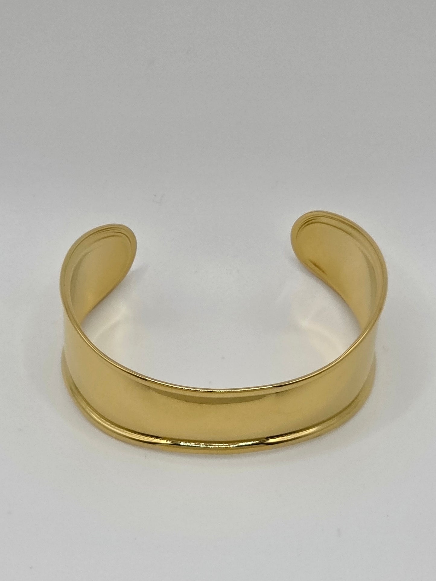 Abstract Wave Gold Bangle – 18K Gold Plated