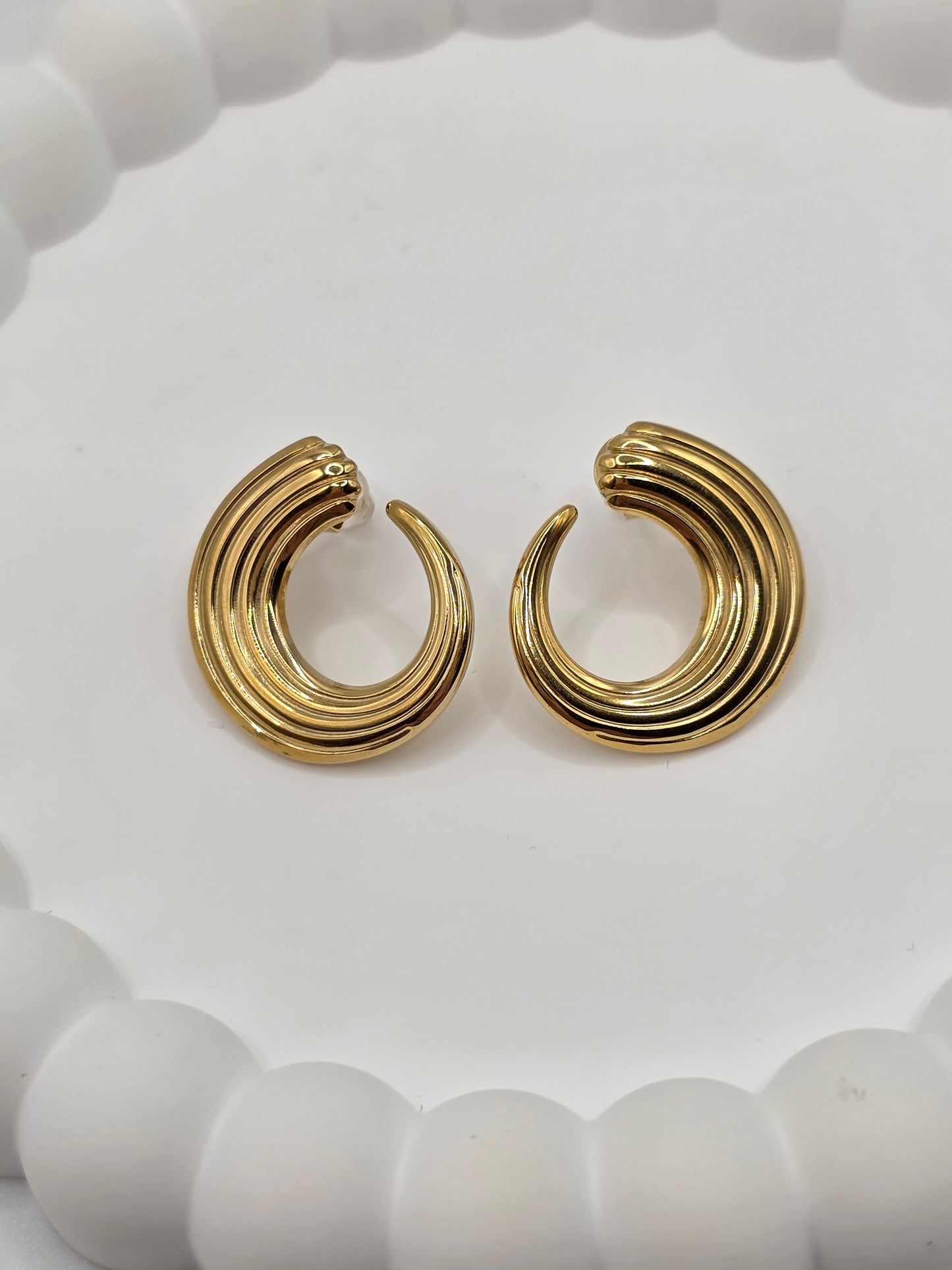 Bold Ripple Statement Hoops – Gold Plated