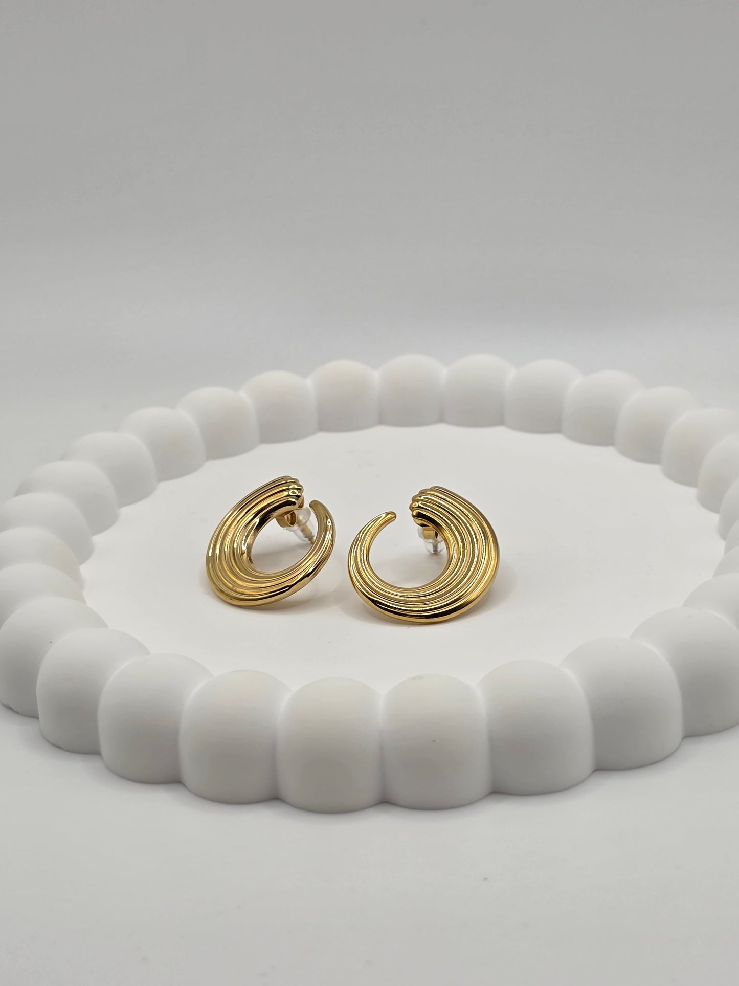 Bold Ripple Statement Hoops – Gold Plated