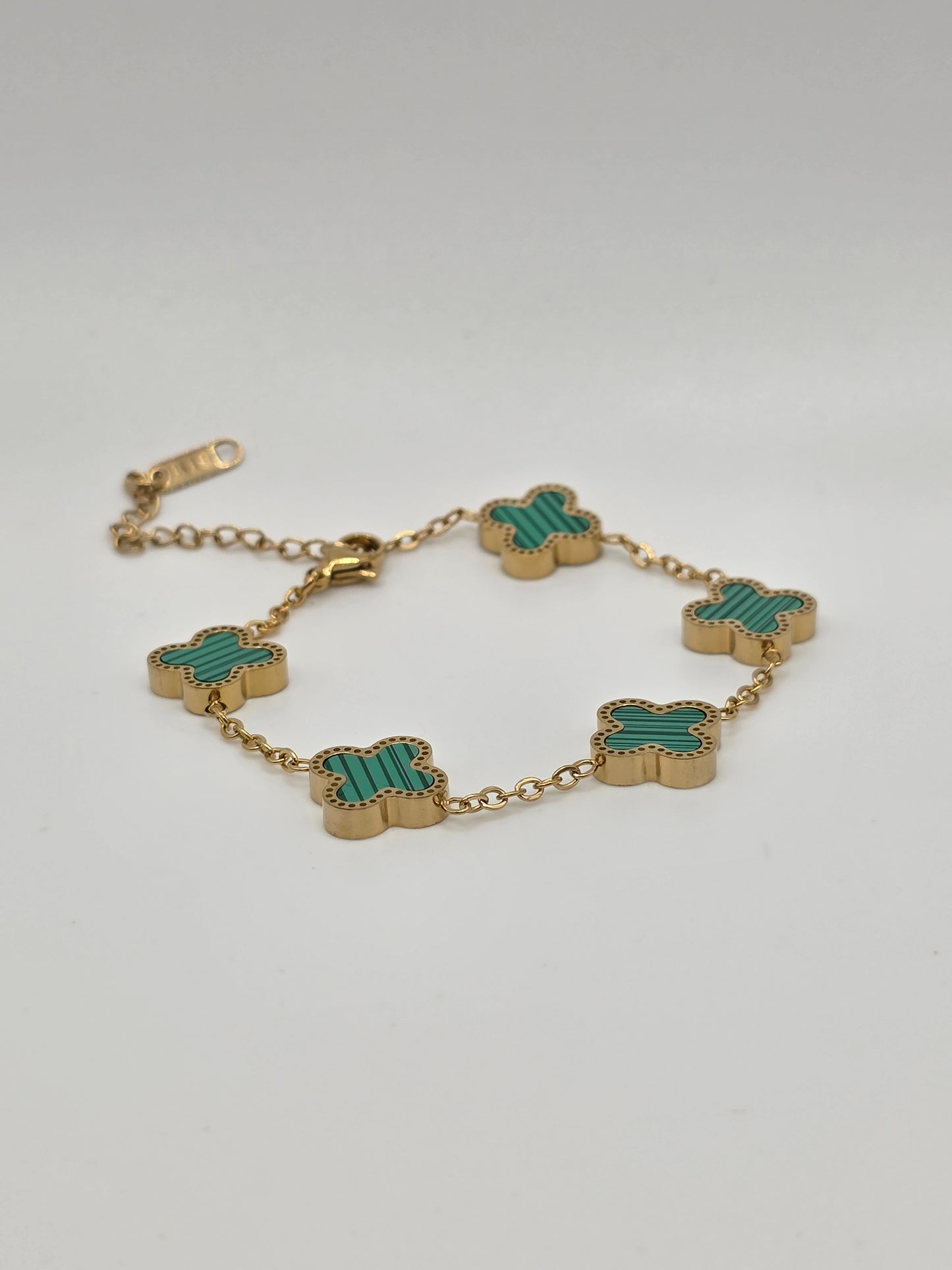 Green Clover Charm Bracelet – Gold Plated