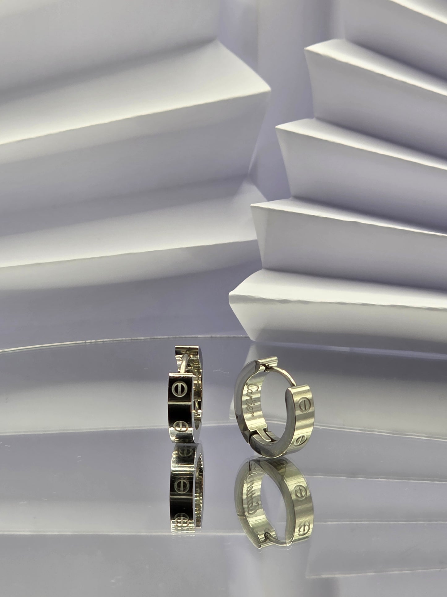 Designer-Inspired Gold Huggie Hoops – 18K Plated Stainless Steel