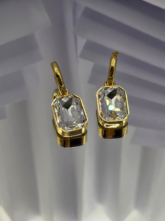 Radiant Cut Drop Earrings – 18K Gold Plated