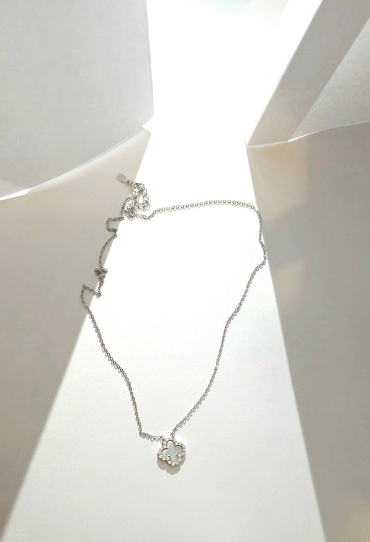 925 Sterling Silver Clover Necklace