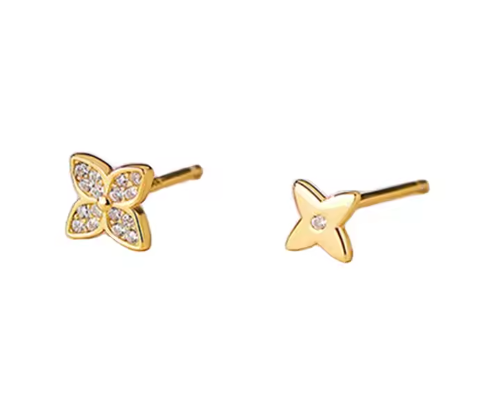 Four-Leaf Clover Stud Earrings – 925 Sterling Silver | 18k Gold Plated | Lucky Charm Jewelry