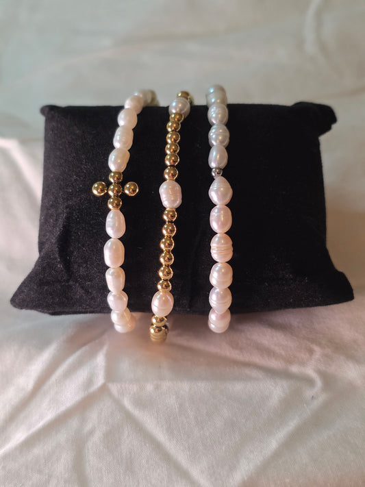 Set of 3 Golden Pearl Charm Bracelets – 18K Gold Plated | Elastic Fit | Miyuki Beads