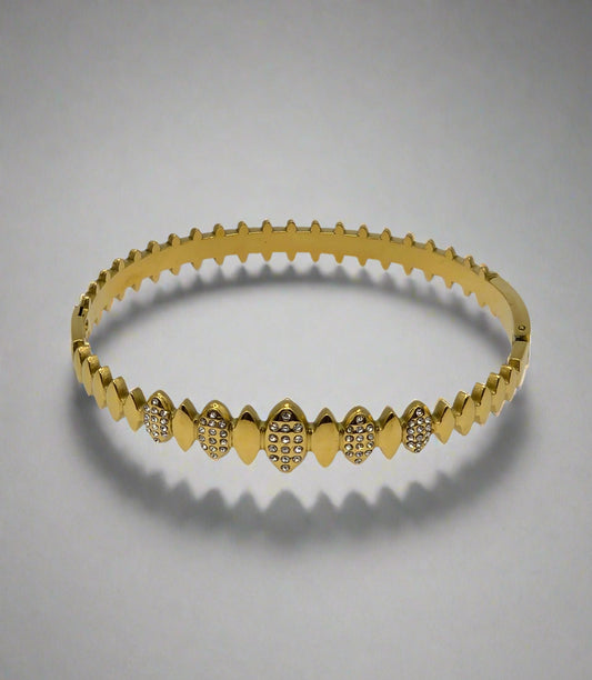 Golden Marquise Crystal Bangle – Chic Designer-Inspired Finish