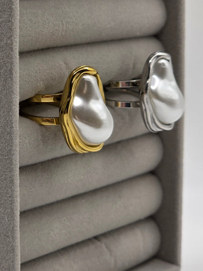 Organic Pearl Statement Ring – Gold & Silver Finish