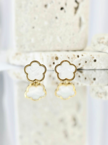 18K Gold-Plated White Flower Necklace & Earring Set