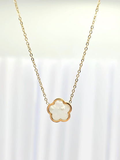 18K Gold-Plated White Flower Necklace & Earring Set