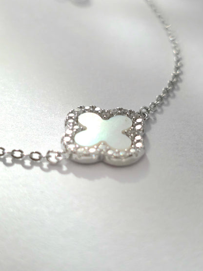 925 Sterling Silver Clover Bracelet with Iridescent Shell