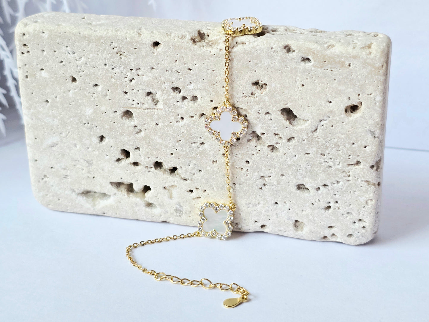 Clover Bracelet – 925 Sterling Silver 14K Gold Plated with Iridescent Shell