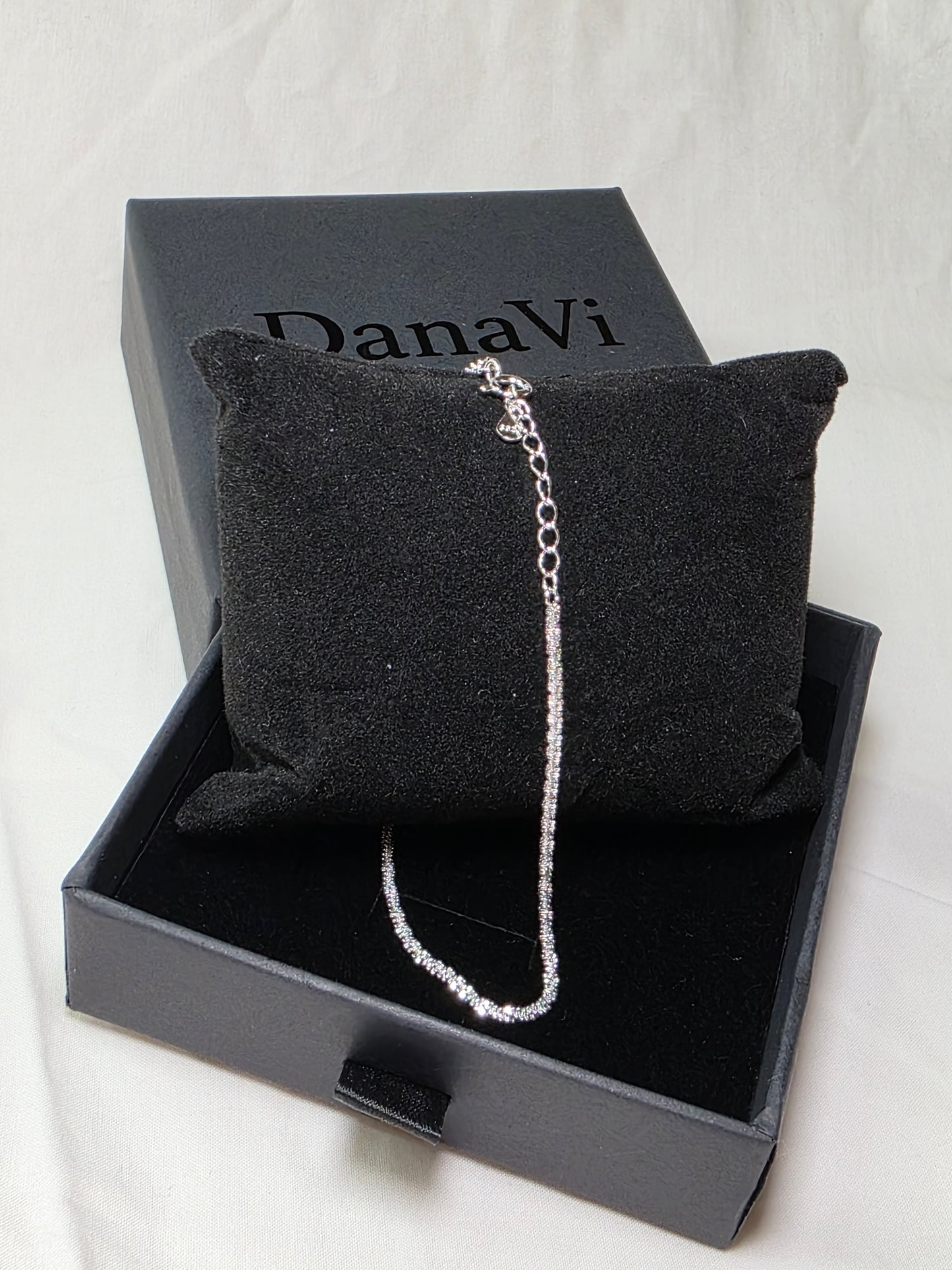 925 Sterling Silver Sparkle Chain Bracelet – Minimalist Elegance