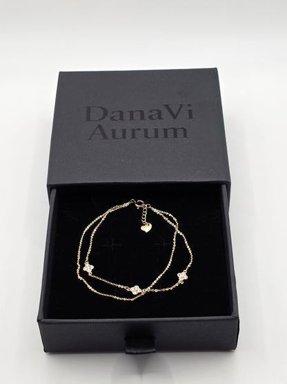 Timeless Elegance – 14K Gold Dainty Flower Charm Adjustable Bracelet