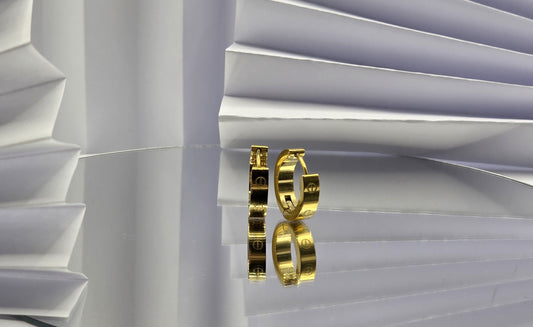 Designer-Inspired Gold Huggie Hoops – 18K Plated Stainless Steel