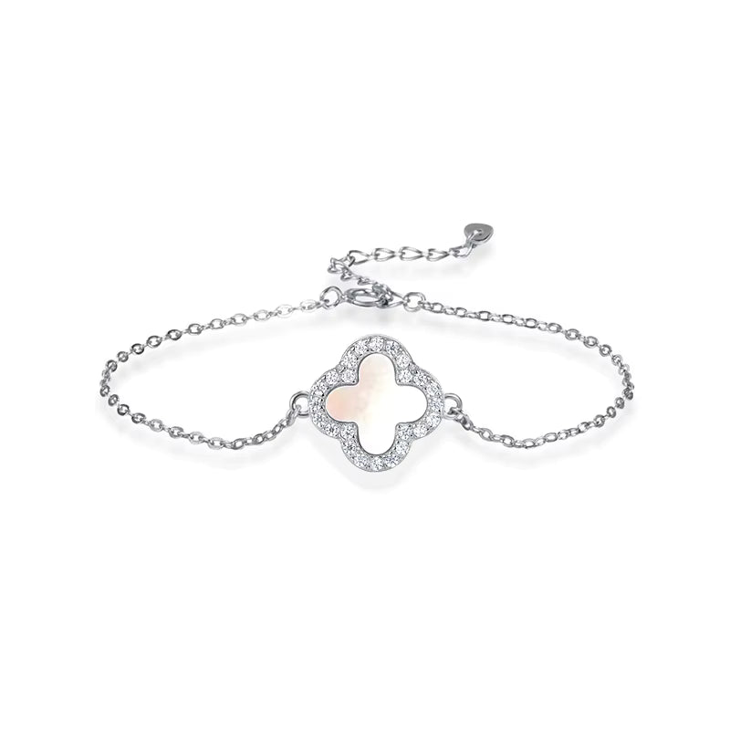 Silver bracelet with a butterfly-shaped clasp on a white background danavi aurum