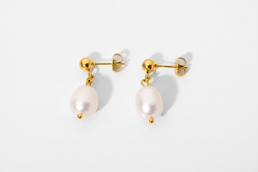 Aurum Drop Pearl Earrings