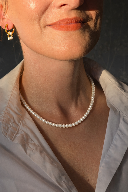 Aurum Pearl Classic Necklace