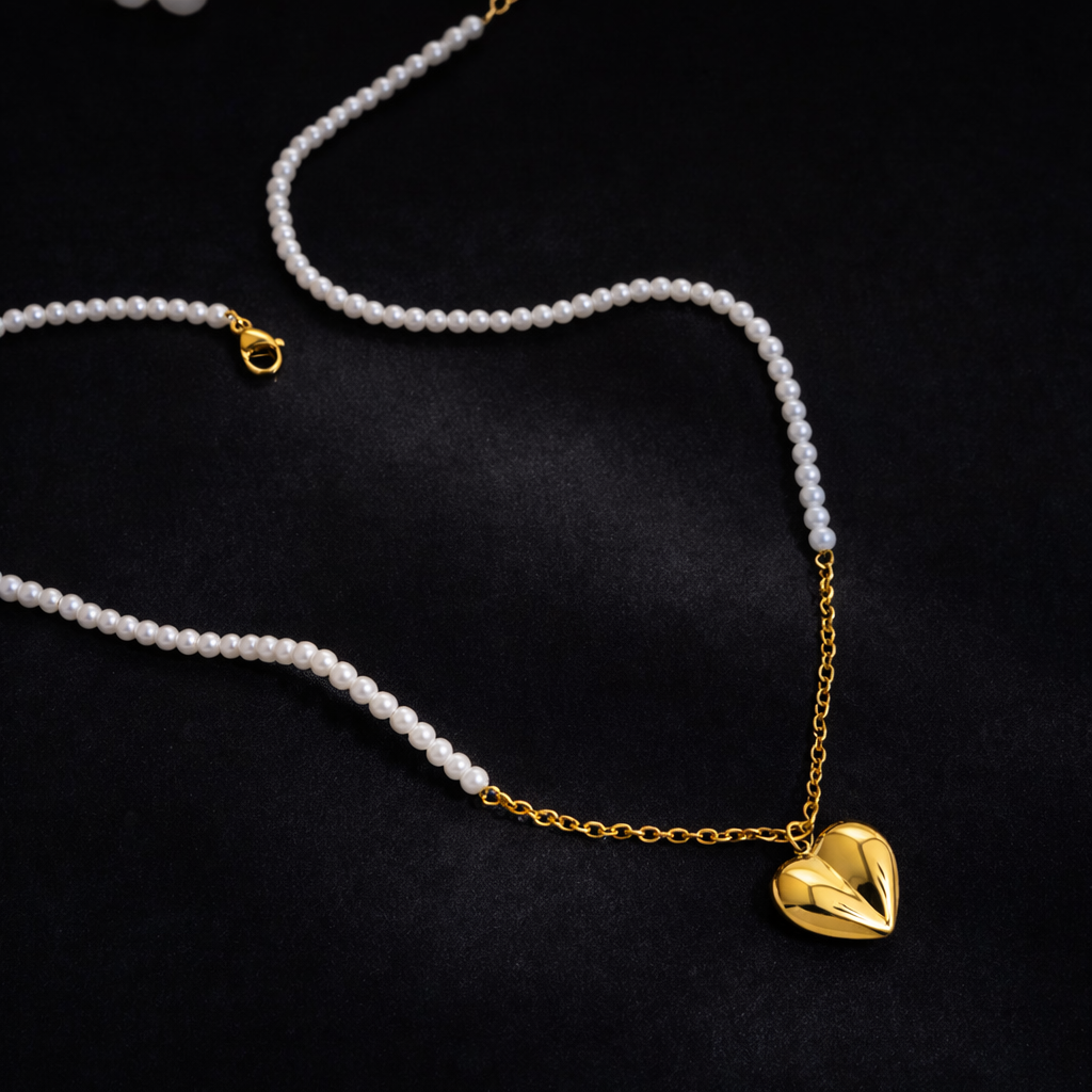 Aurum Sculpted Heart Pearl Necklace