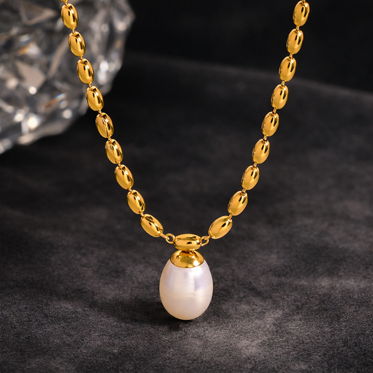 Aurum Pearl Drop Necklace