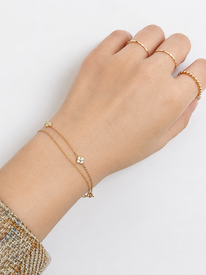 Timeless Elegance – 14K Gold Dainty Flower Charm Adjustable Bracelet