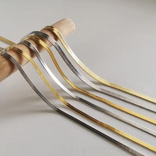 Herringbone Choker Necklace – Gold & Silver