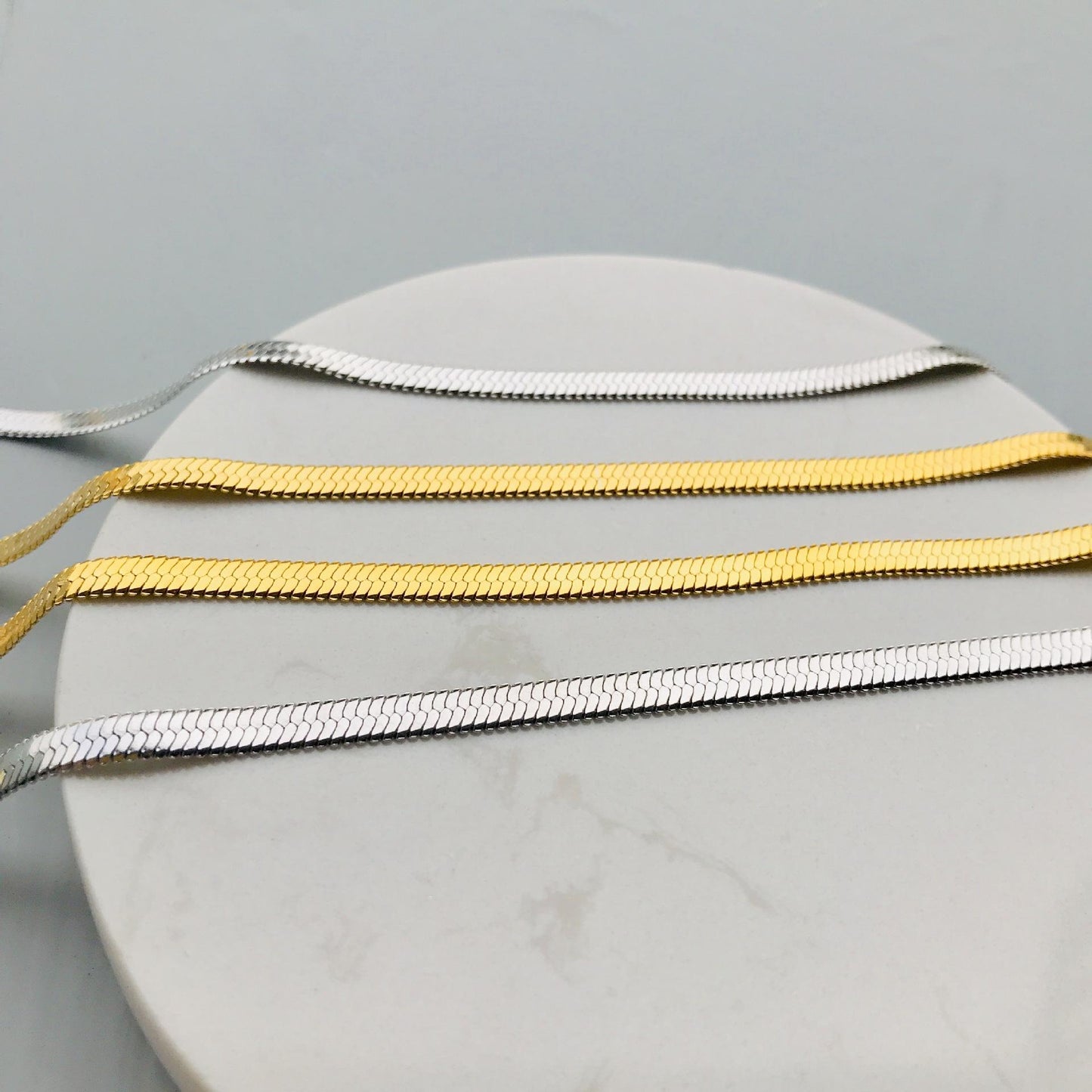 Herringbone Choker Necklace – Gold & Silver