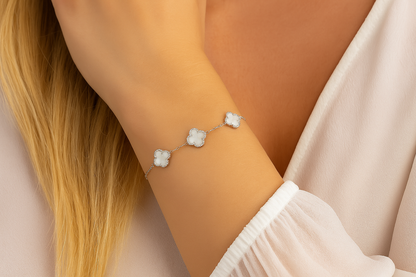 Clover Luxe Bracelet – 925 Sterling Silver with Iridescent Shell