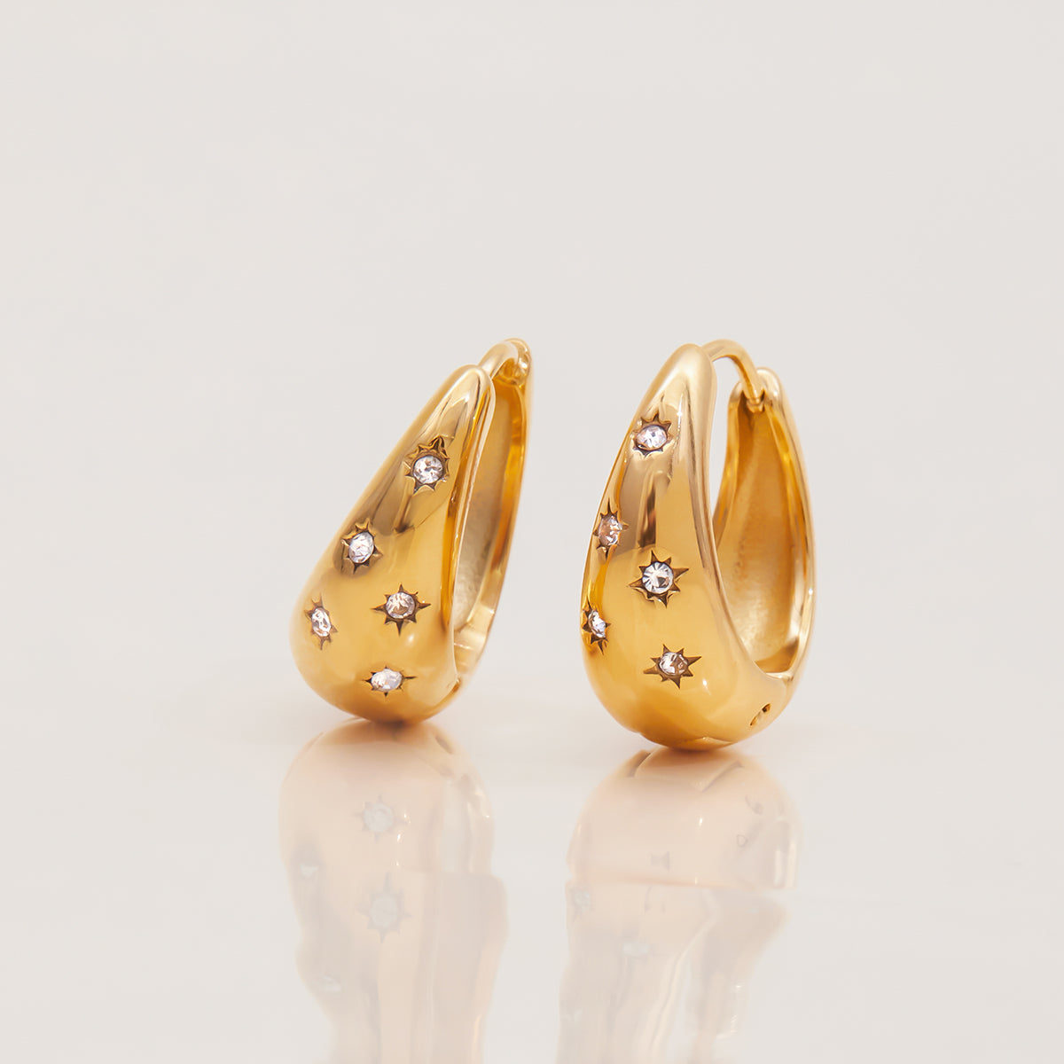 Classic Star-Set Hoop Earrings – 18K Gold Plated